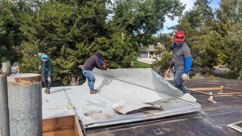 Asphalt vs. Metal vs. Tile: 30-Year Cost-Per-Year Breakdown