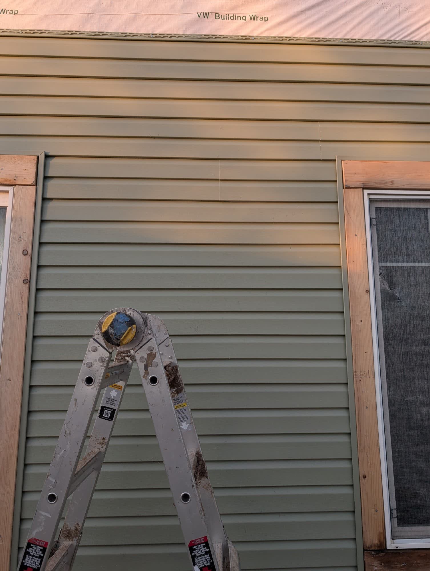 Roof Technologies siding install — exterior detail