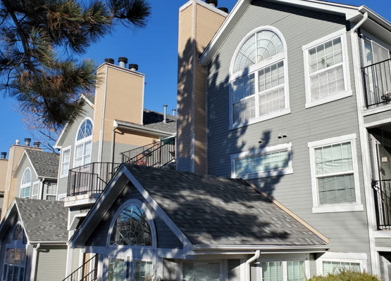 Composite deck with cable railing on a Colorado backyard home